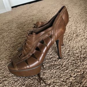 Gianni Bini open toe heels
